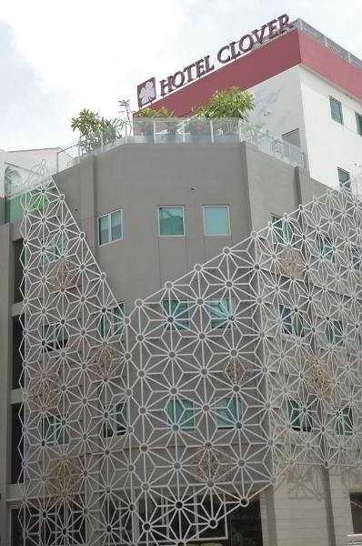 Clover 5 Hongkong Street Hotel 4*