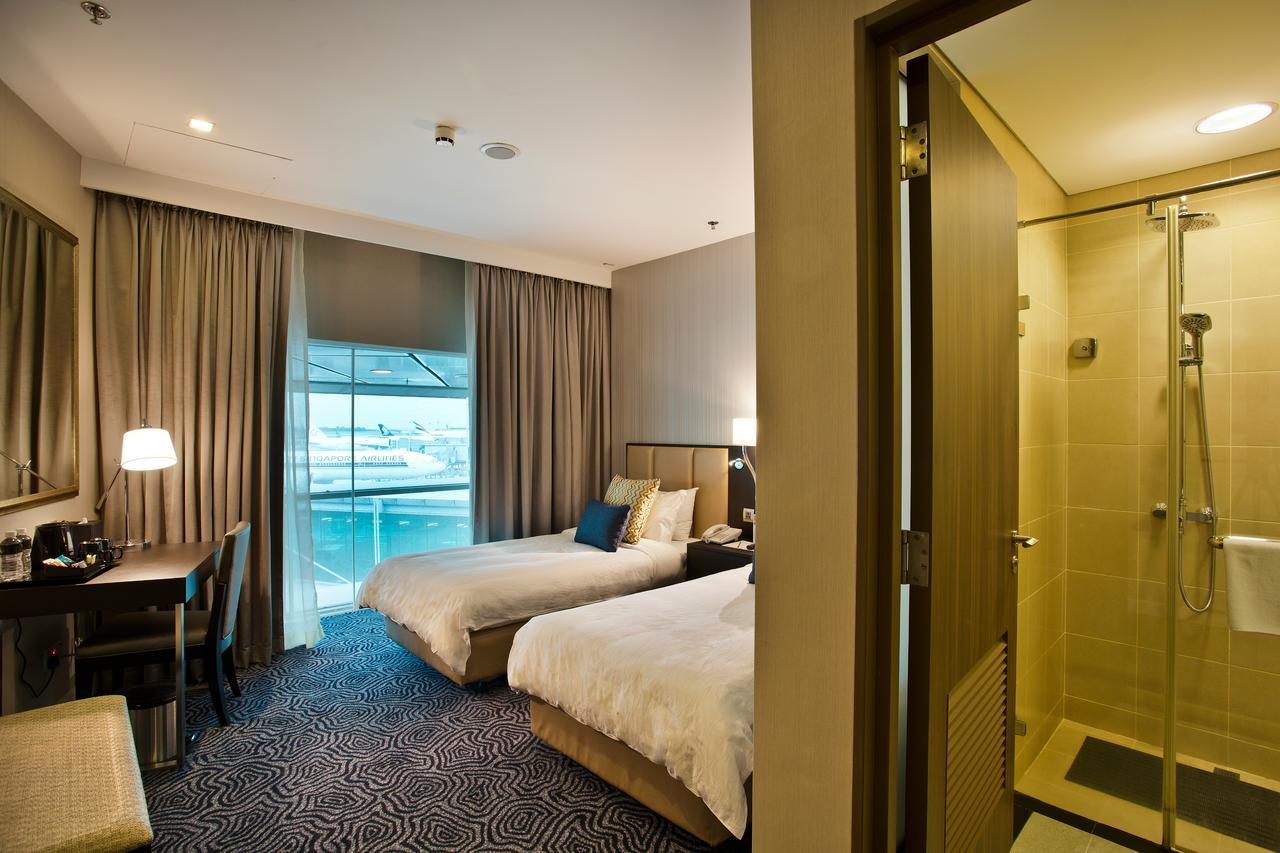 Ambassador Transit - Terminal 3 Hotel 3*