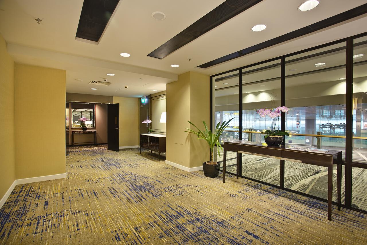 Ambassador Transit - Terminal 3 Hotel 3*