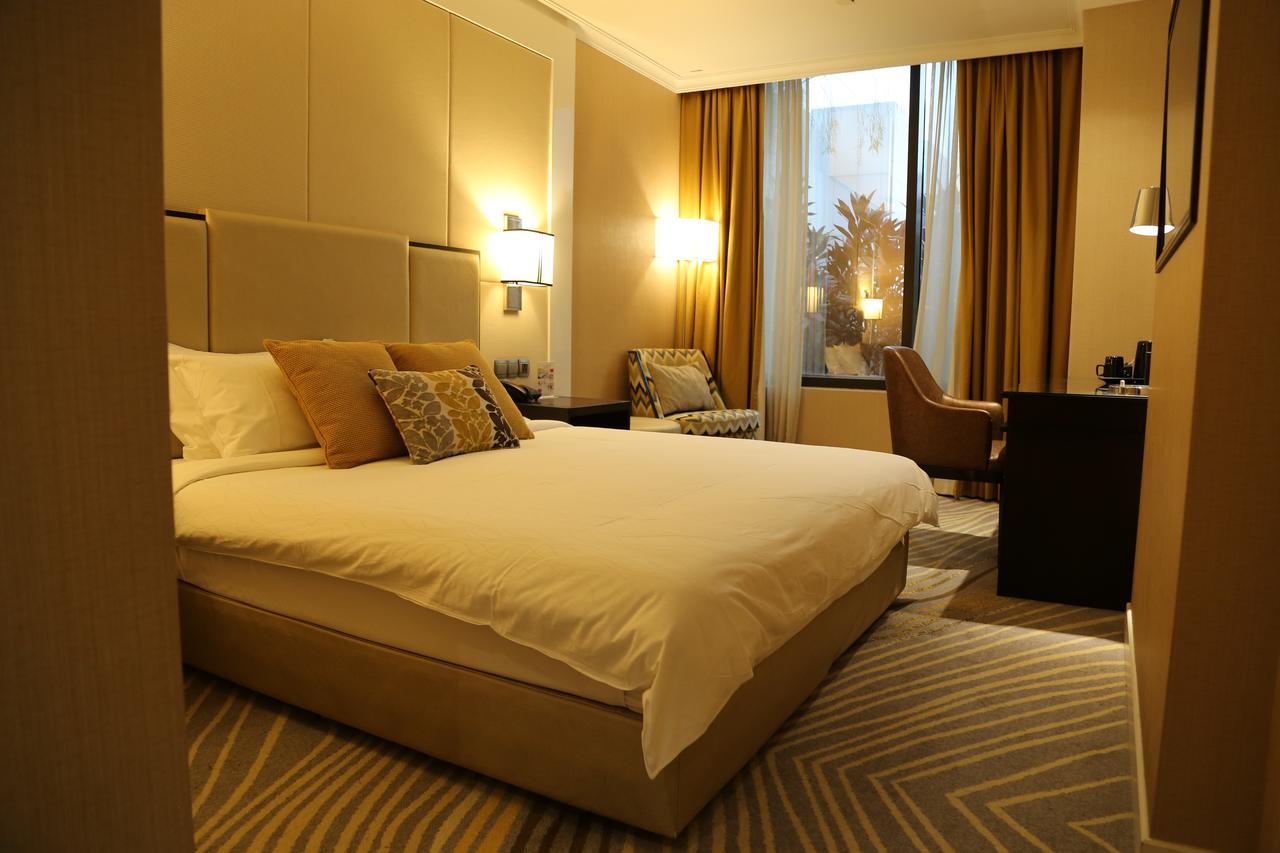 Hotel Ambassador Transit Terminal 2 Singapore