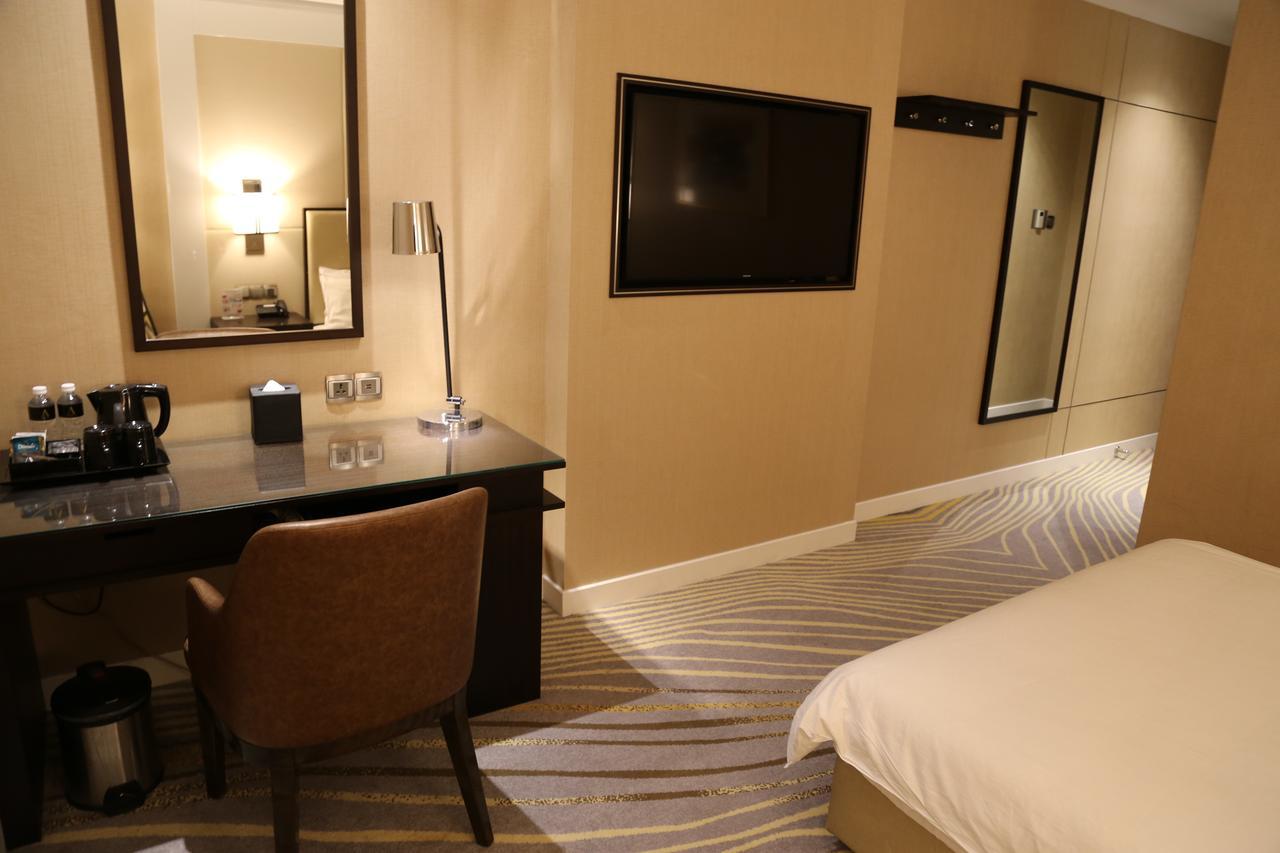 Ambassador Transit Terminal 2 Hotel