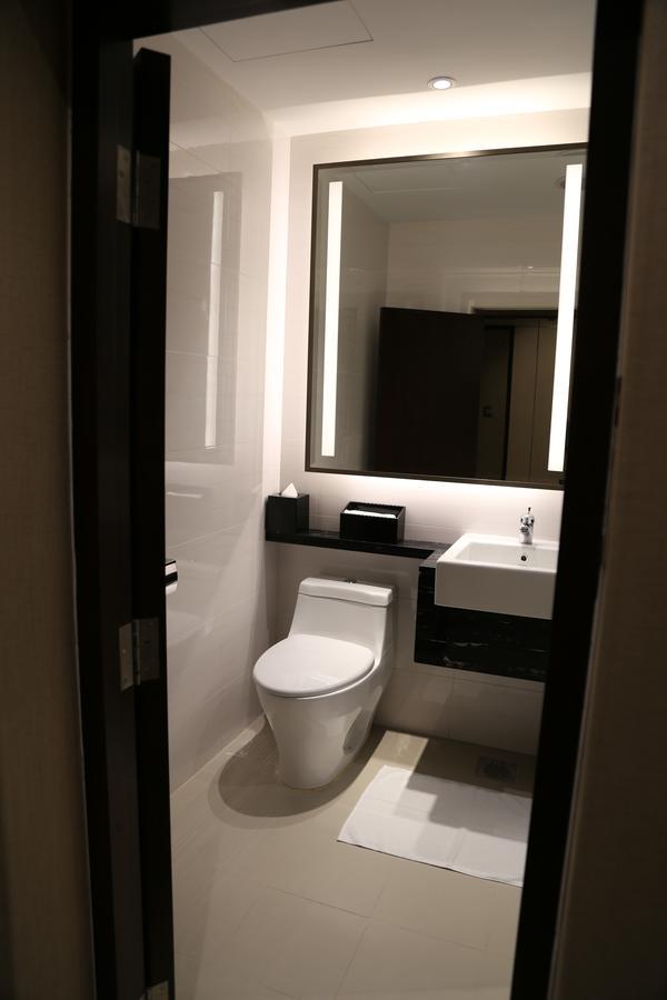 Ambassador Transit Terminal 2 Hotel 3*