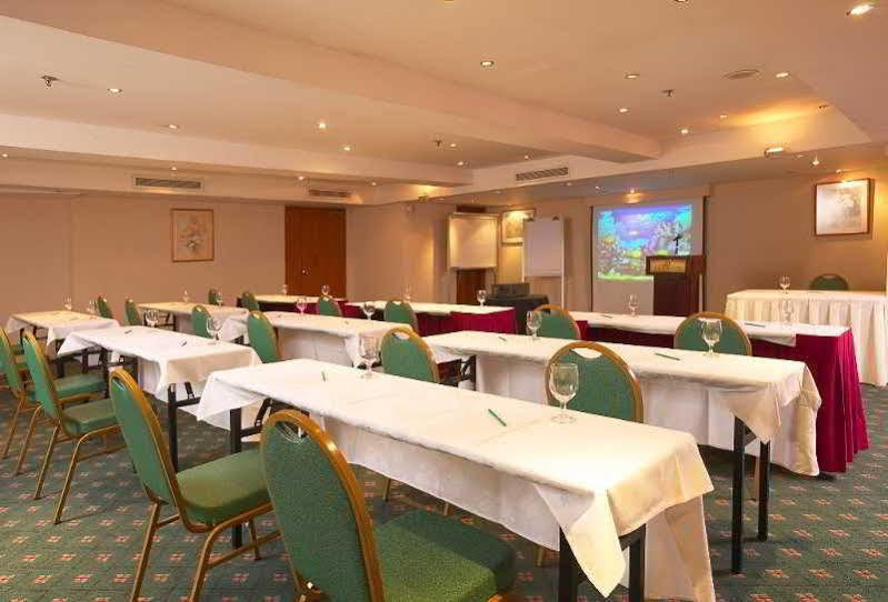 Hotel V Bencoolen 4*