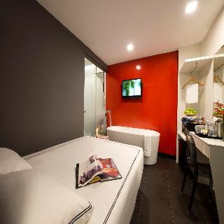 Venue 3*