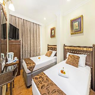 81 Chinatown Hotel