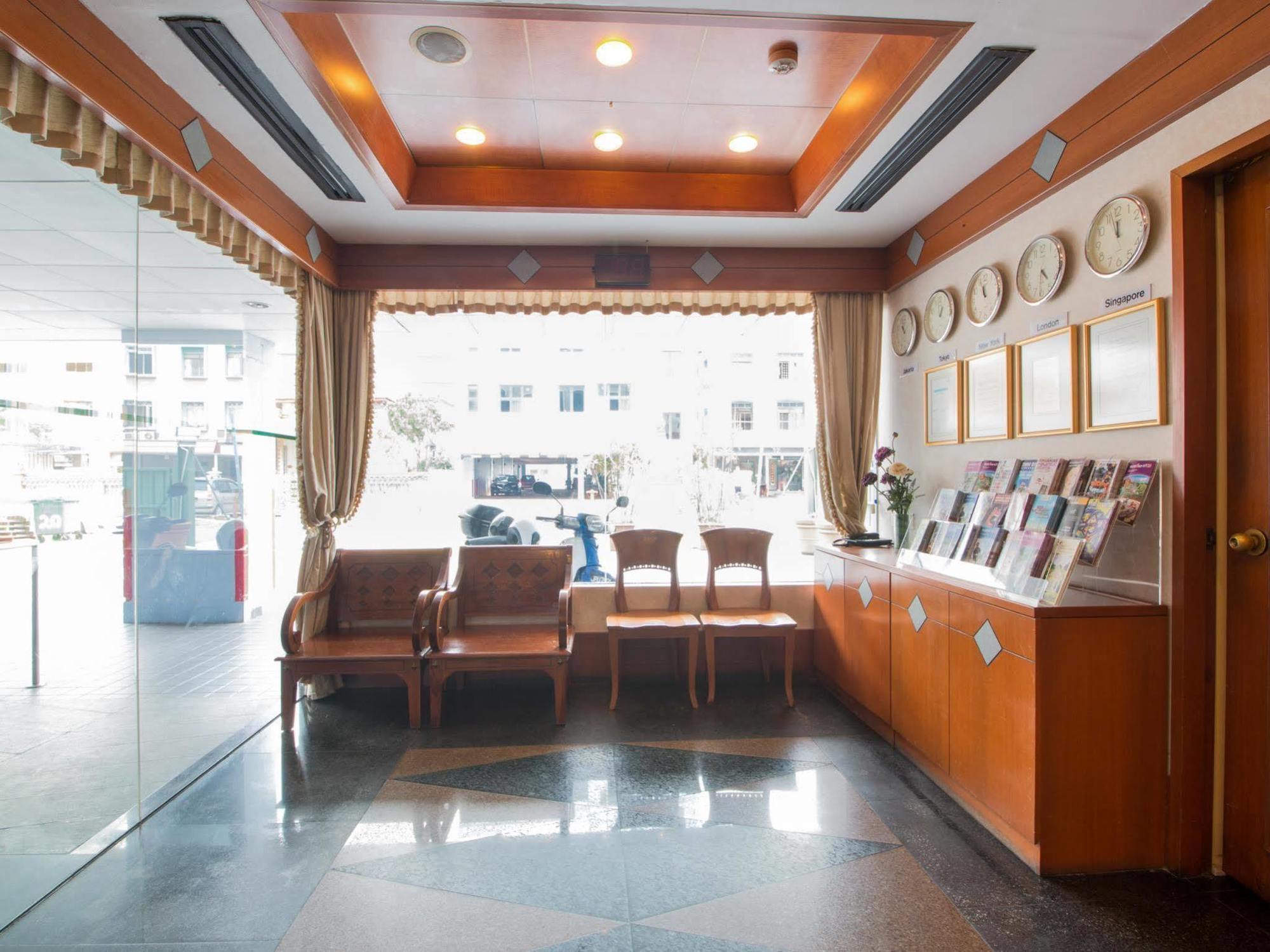 81 Palace - Newly Renovated Hotel 2*