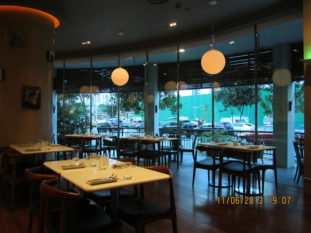 Aqueen Lavender Hotel Singapore