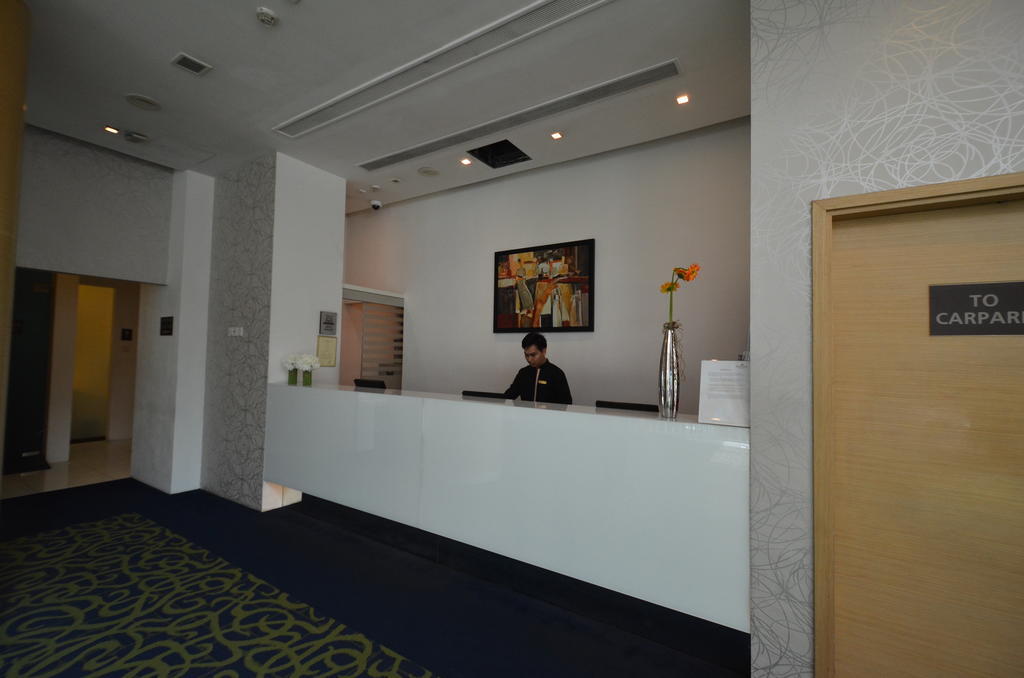 Hotel Aqueen Lavender 3*
