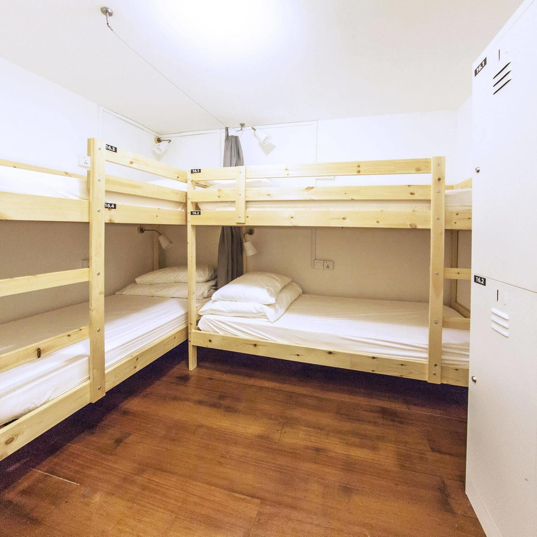 Hostel 5footway.inn Project Chinatown 2 *