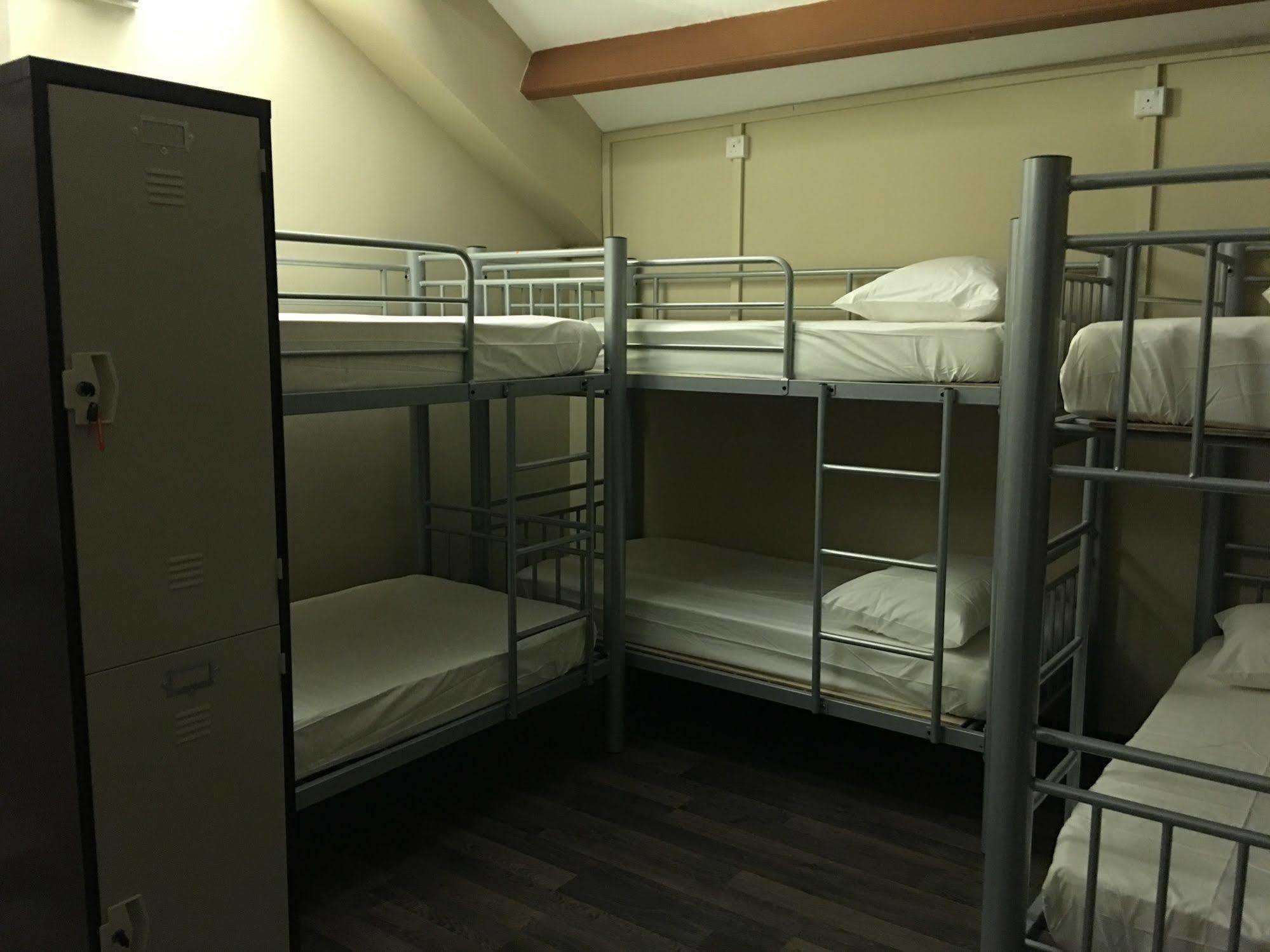 Hostel Adamson -