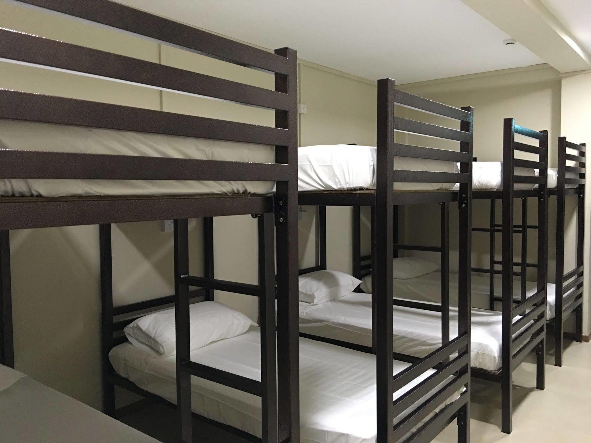 Adamson - Hostel