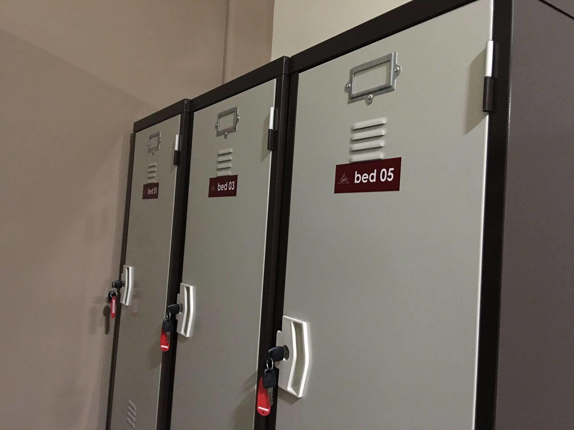 Adamson - Hostel Singapore
