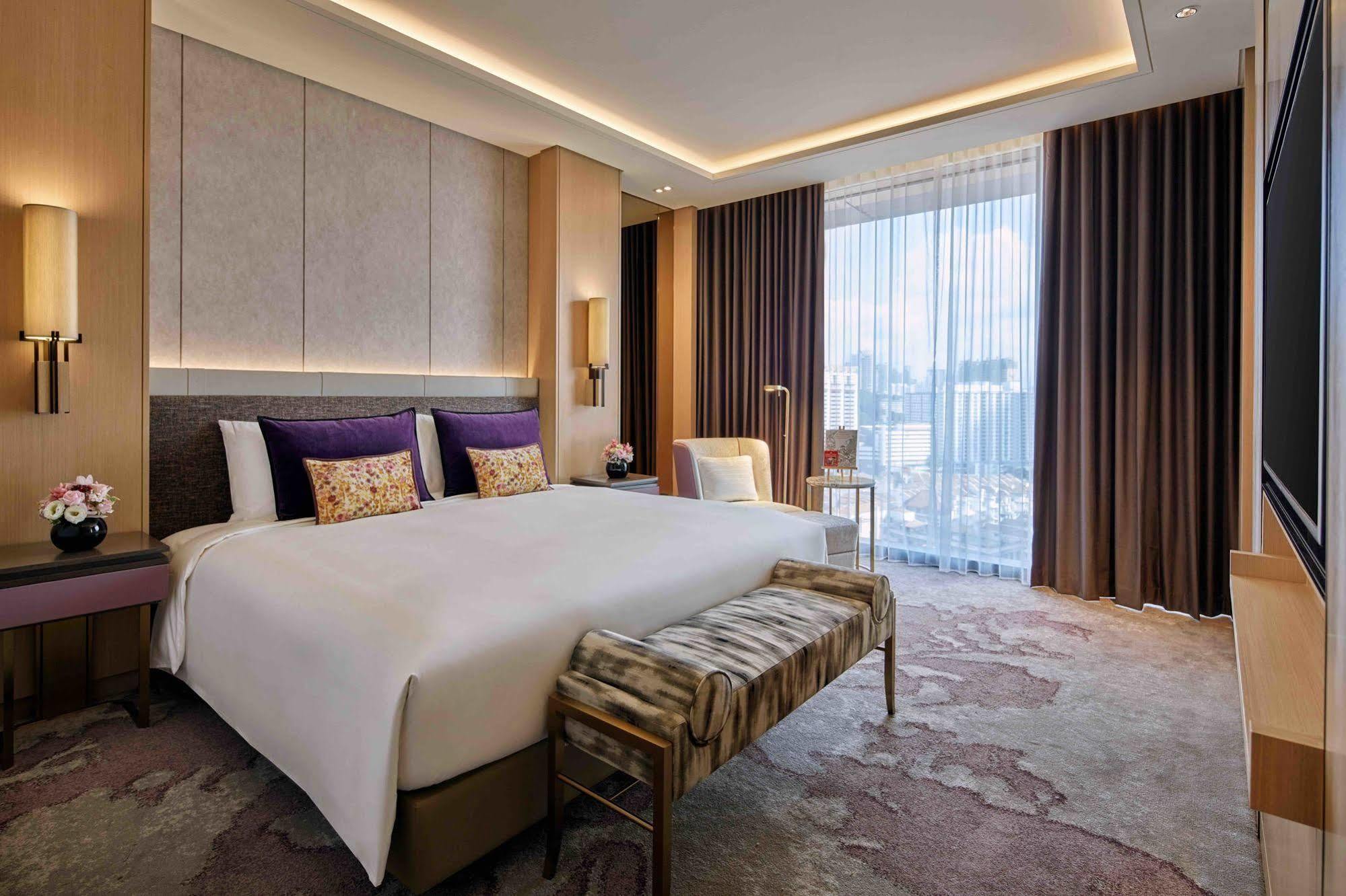 Sofitel Centre Hotel