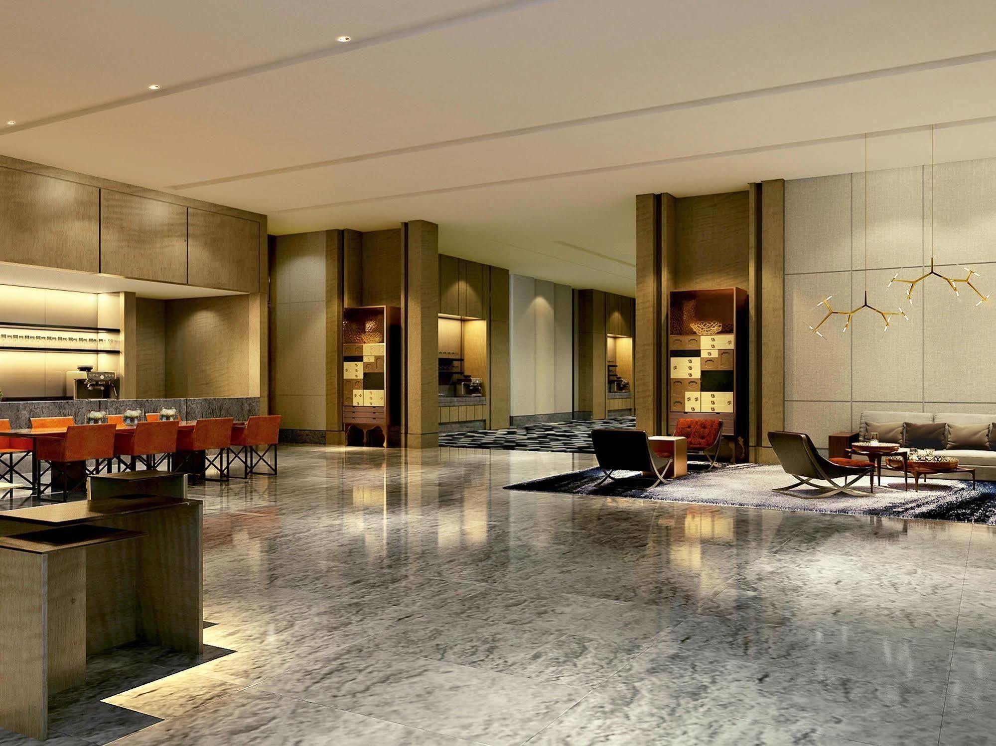 Sofitel Centre Hotel 5*