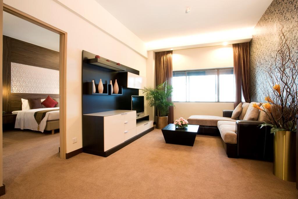 Grand Pacific 4*
