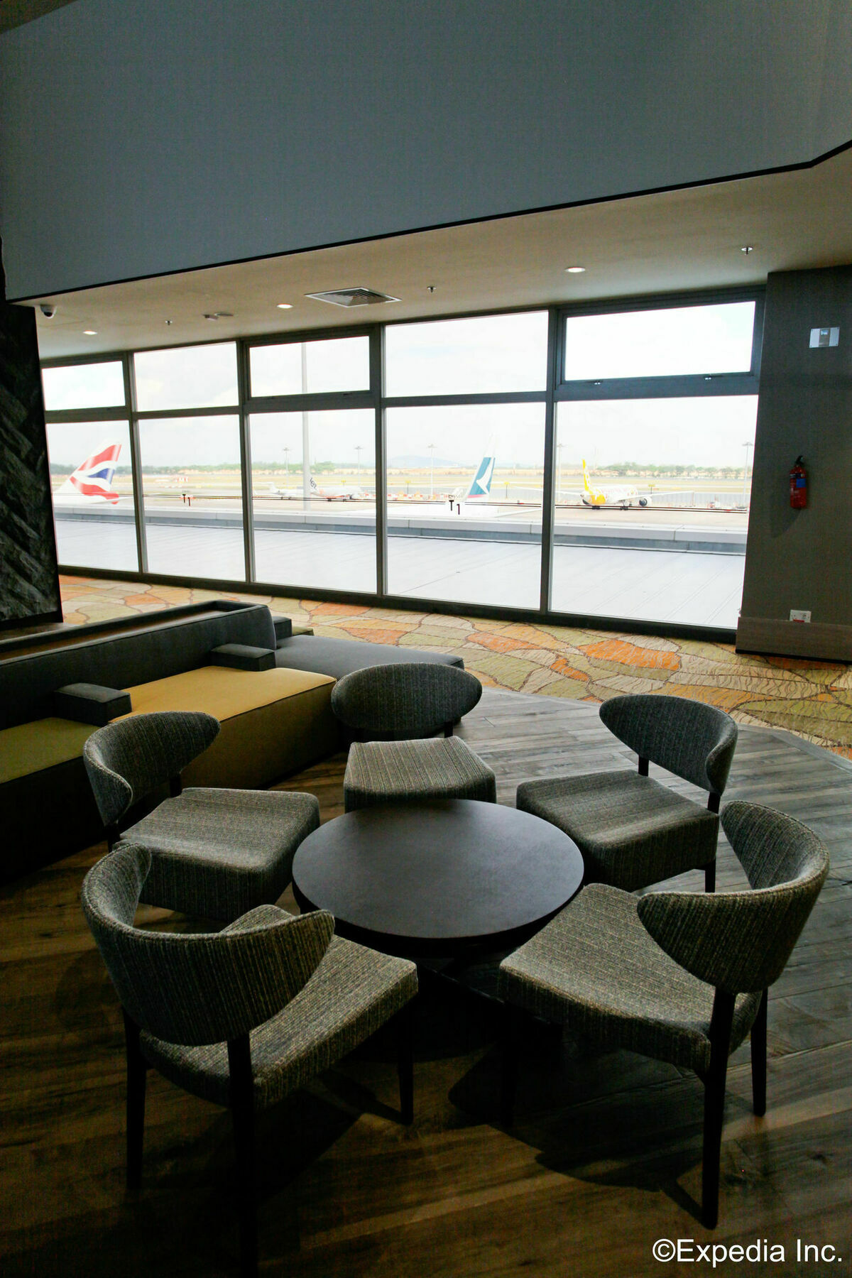 Aerotel - Transit In Terminal 1