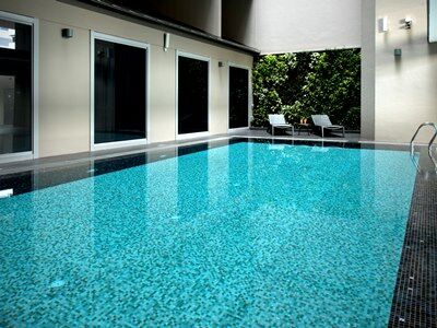 V Bencoolen Hotel