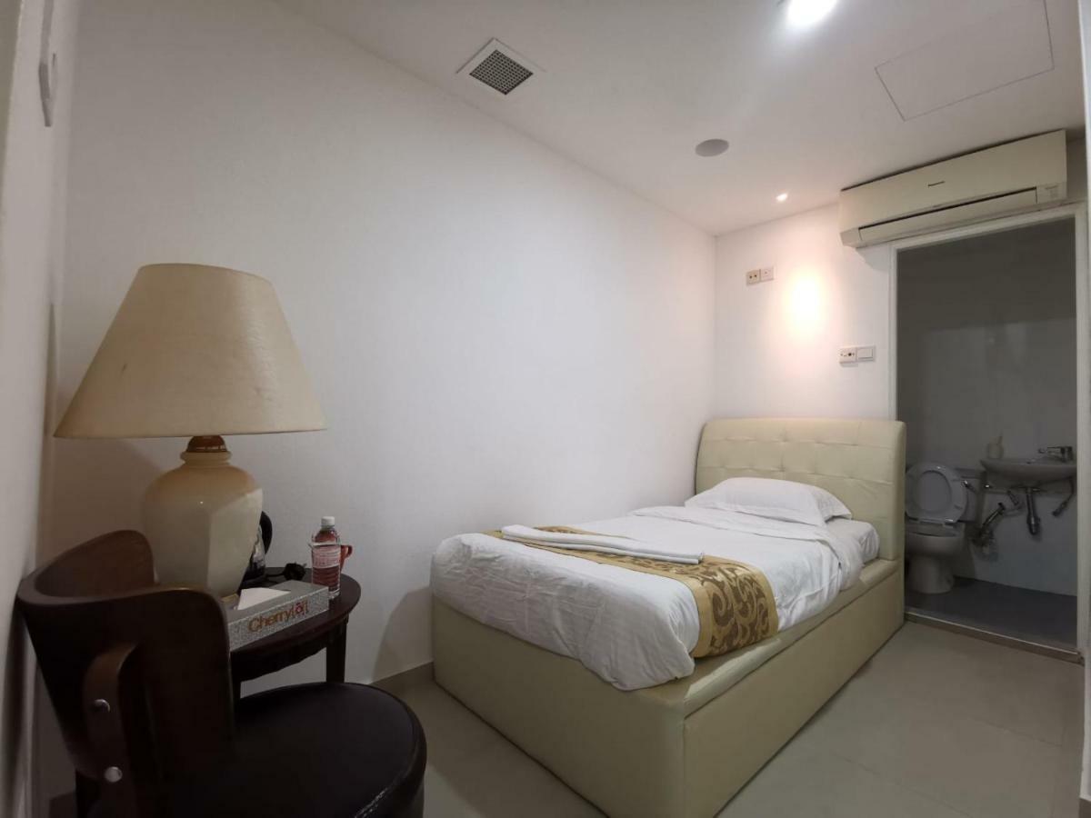 Cherryloft Express Singapura