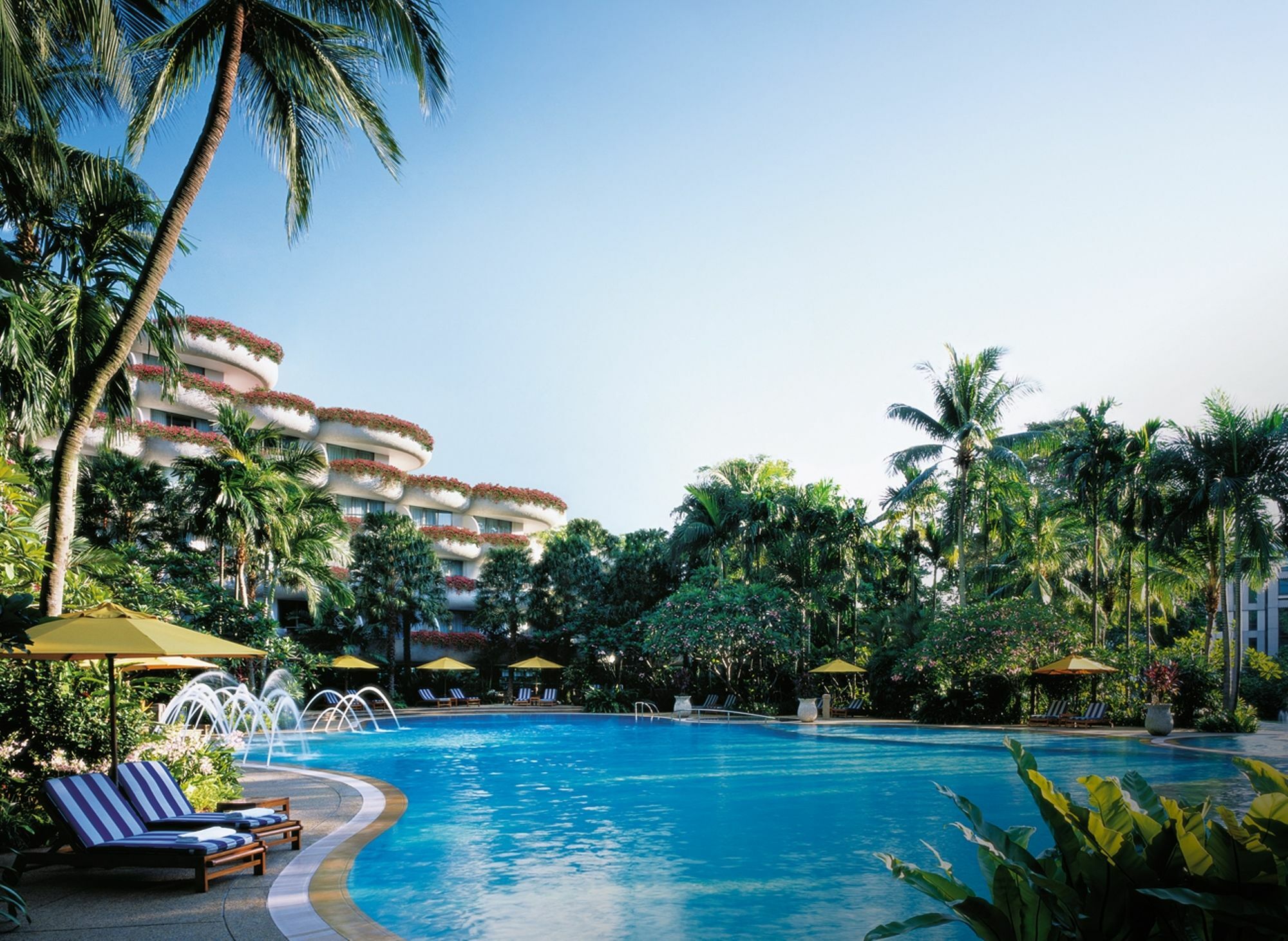 Shangri-la Aparthotel 5*