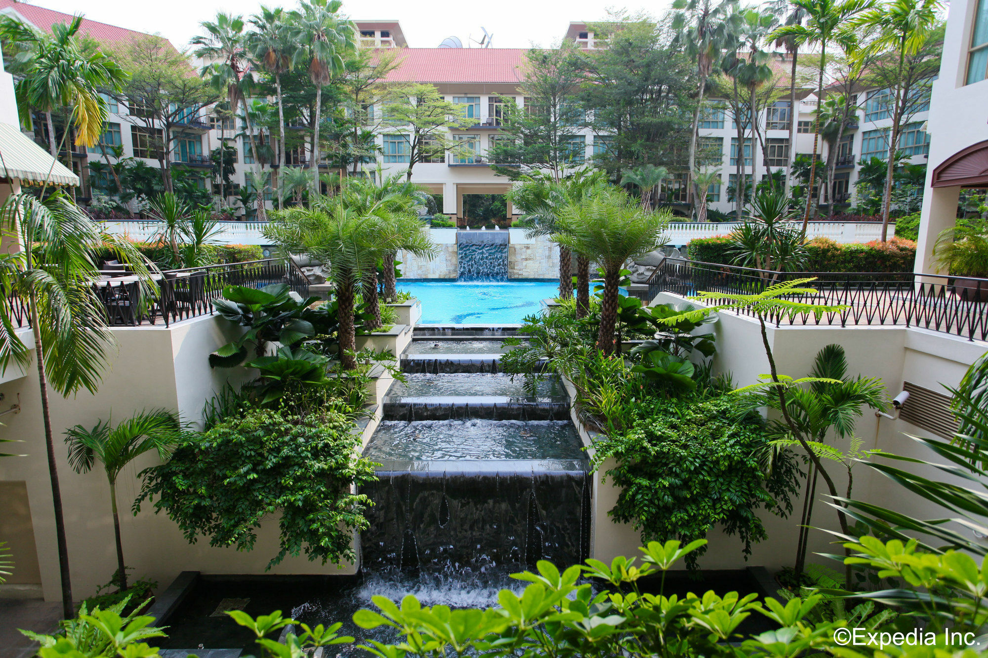 Treetops Executive Residences 5*