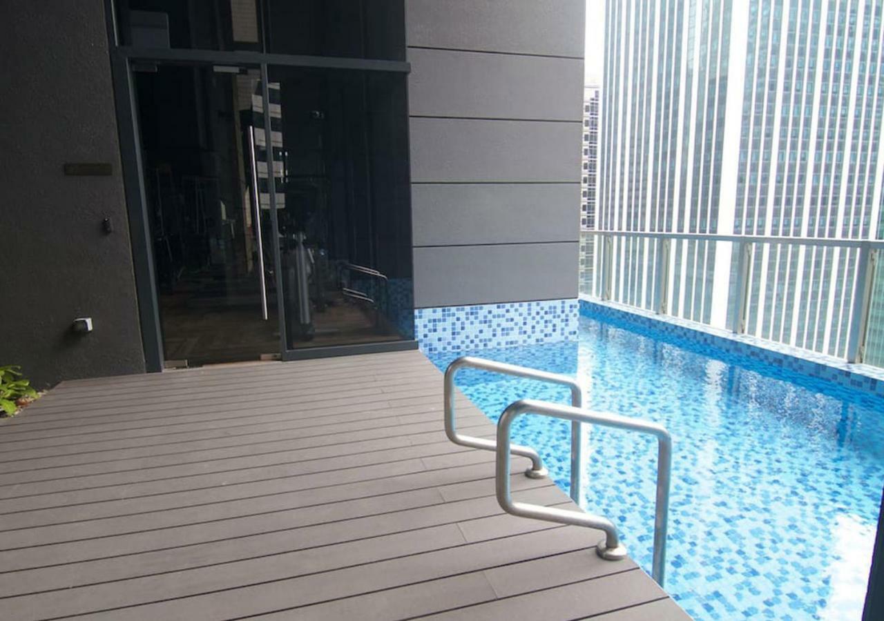Luxury 2br Instaworthy Apartment Singapore