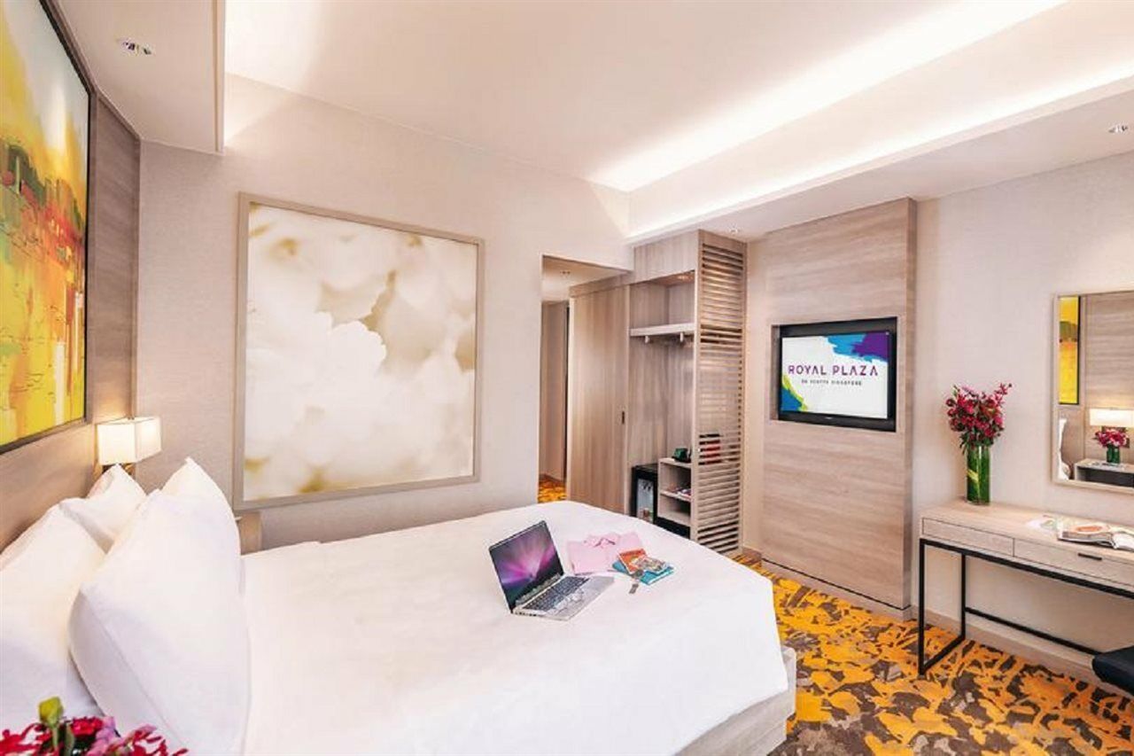 Royal Plaza On Scotts 5* Singapore