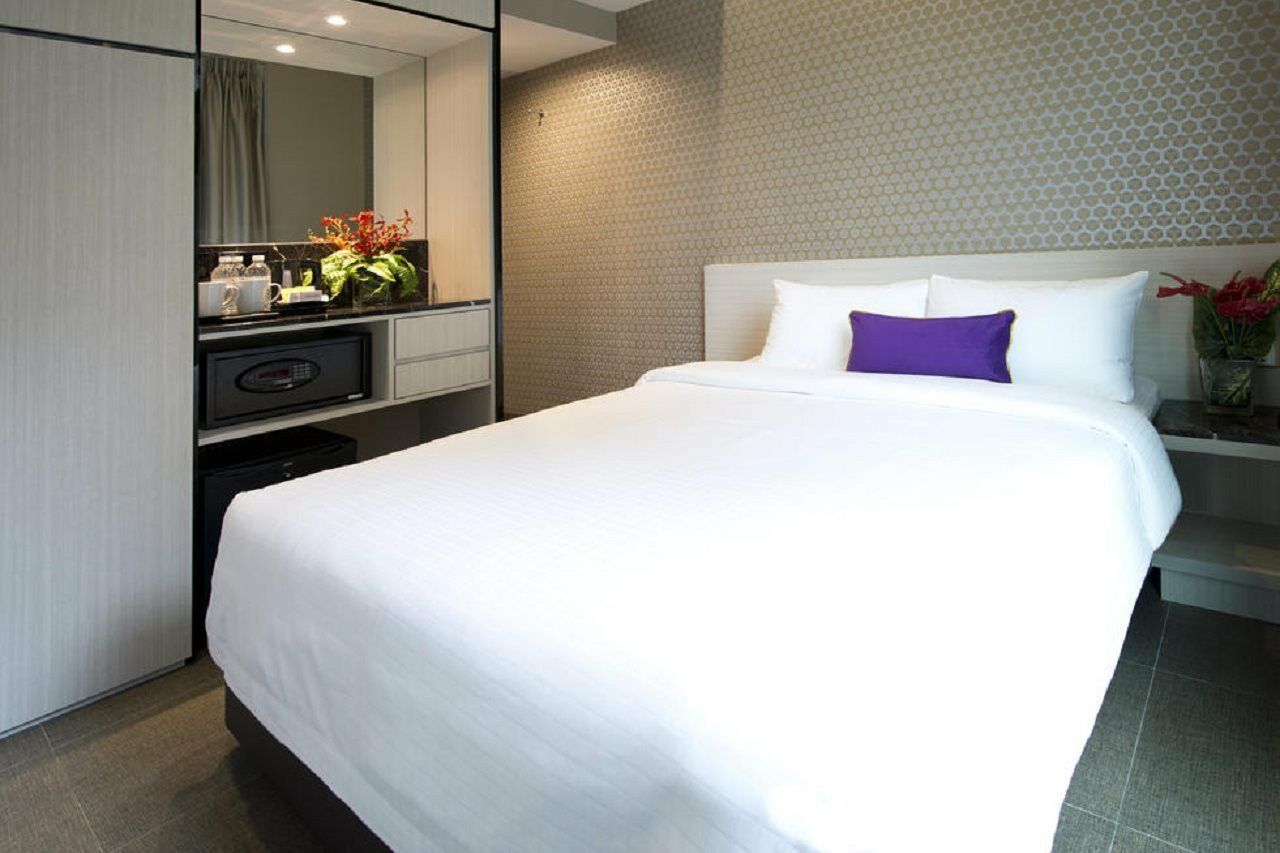 V Bencoolen 4* Singapore