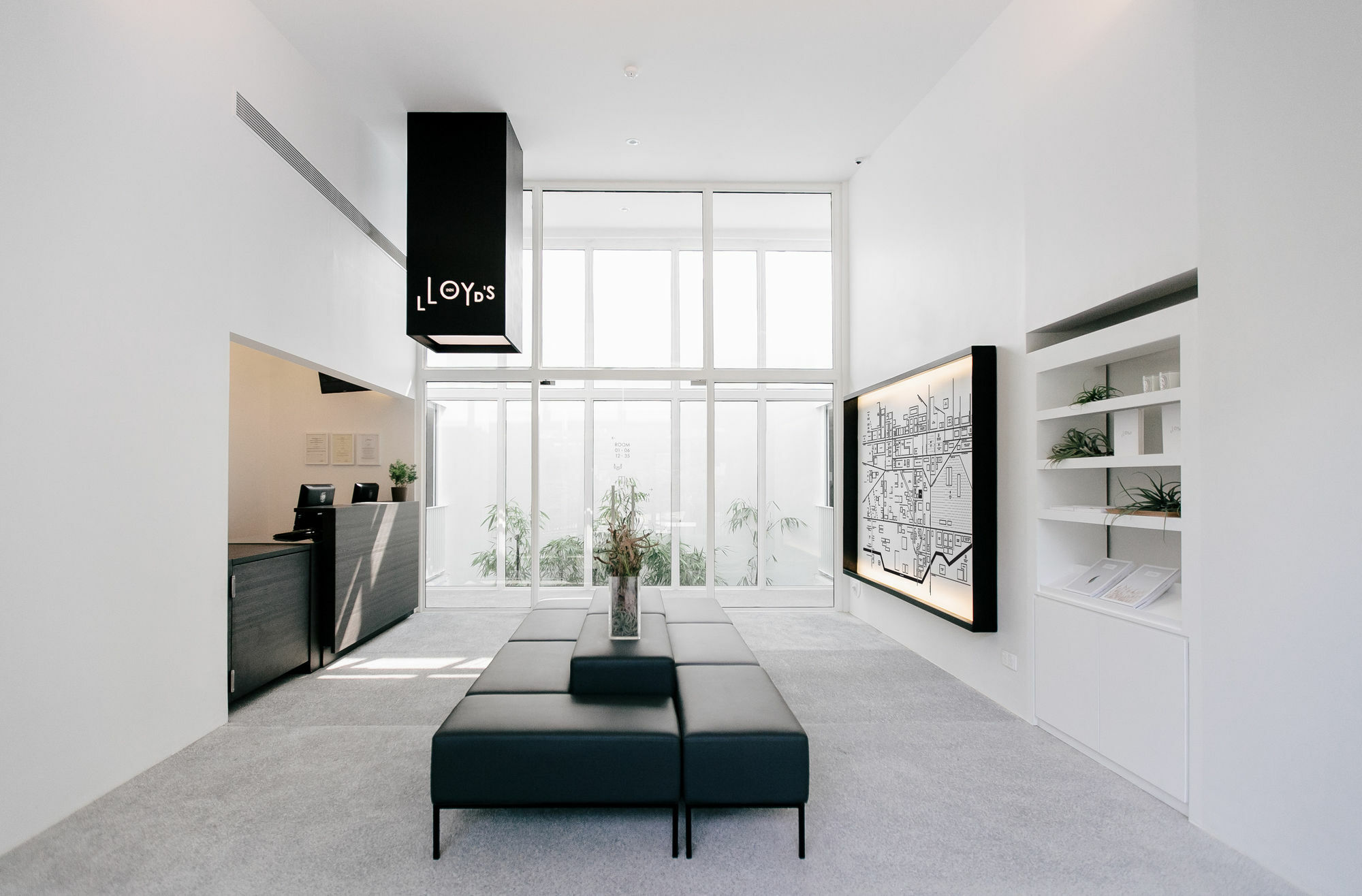Lloyd's Hotel
