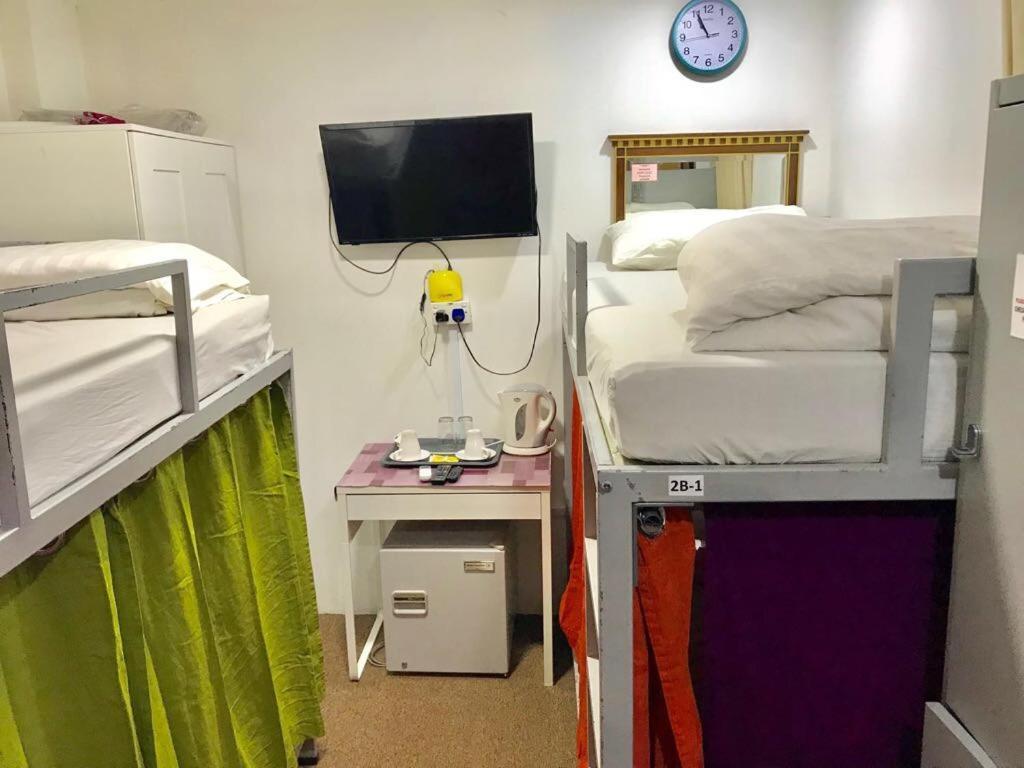 Checkers Backpackers Singapore