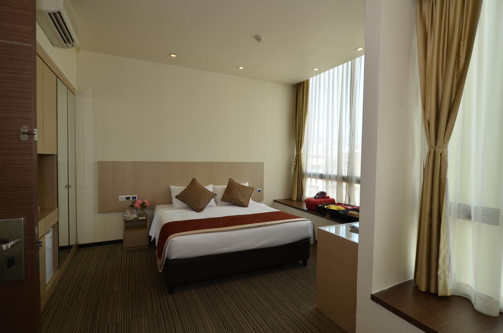Aqueen Lavender Hotel Singapore