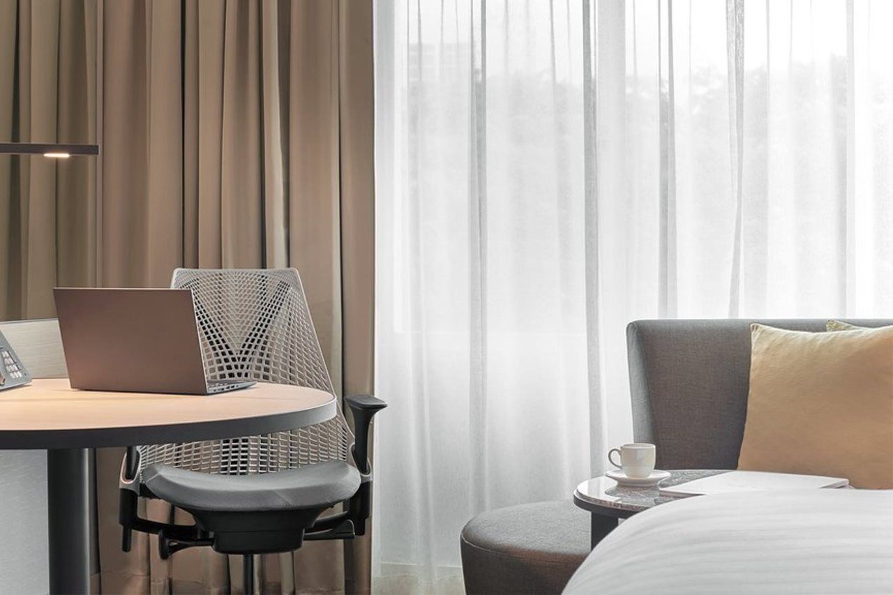 Parkroyal On Road, Hotel