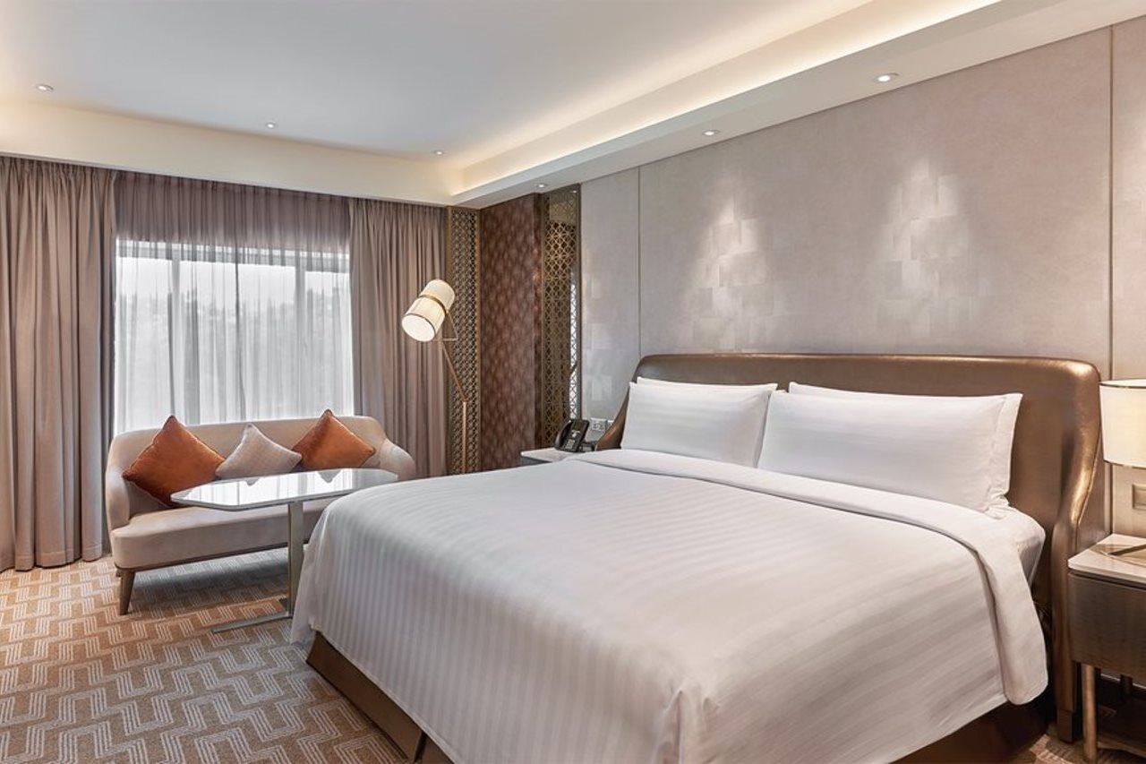 Parkroyal On Road, 4*