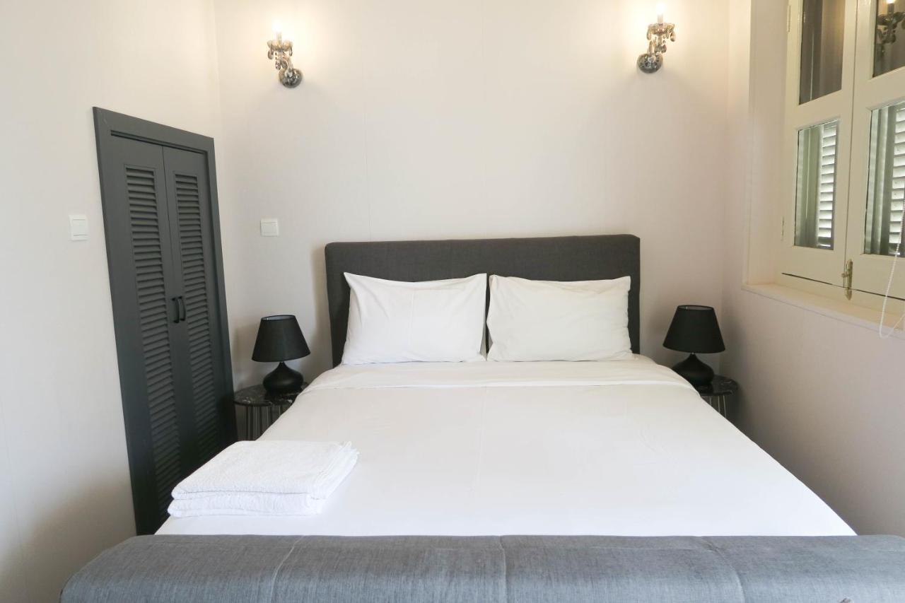 Apartment Deluxe & By Rr *